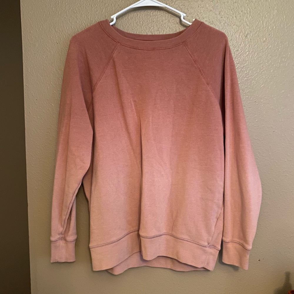 crew neck sweatshirt